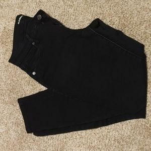 Old Navy black skinny jeans. Size 4 short.